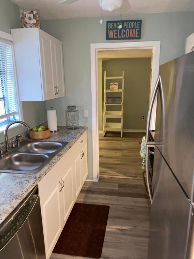 3 Bedroom House Fenced Backyard Private Patio Areas Grill Firepit Plenty Parking! Quick Access 10 Min To Beach Airport Delray West Palm Lake Worth Beach Exterior foto